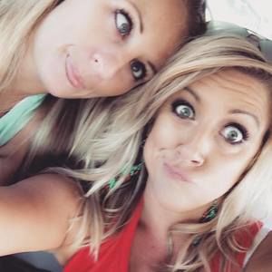 Meet your Posher, Lea